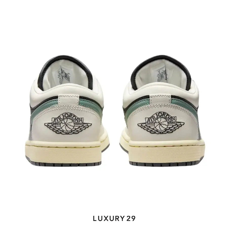 Nike Jordan 1 Low Jade Smoke (Women's)(W) NIKE