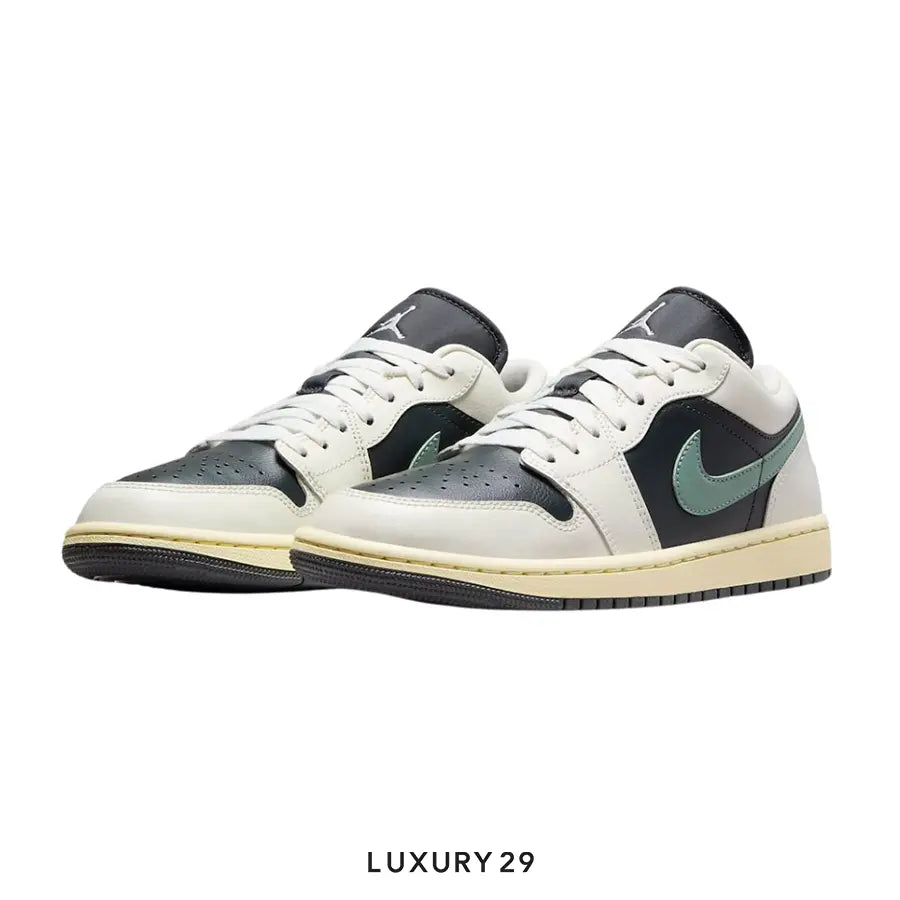 Nike Jordan 1 Low Jade Smoke (Women's)(W) NIKE